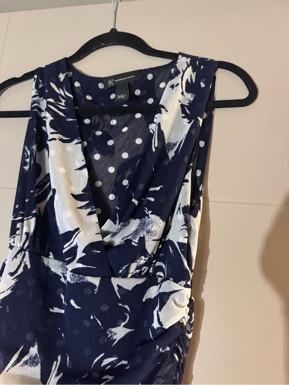 Navy and white pattern tank blouse - Picture 2 of 5